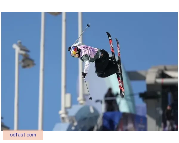 冬奥前一周韧带完全撕裂 高山滑雪传奇带伤坚持完成最后一舞